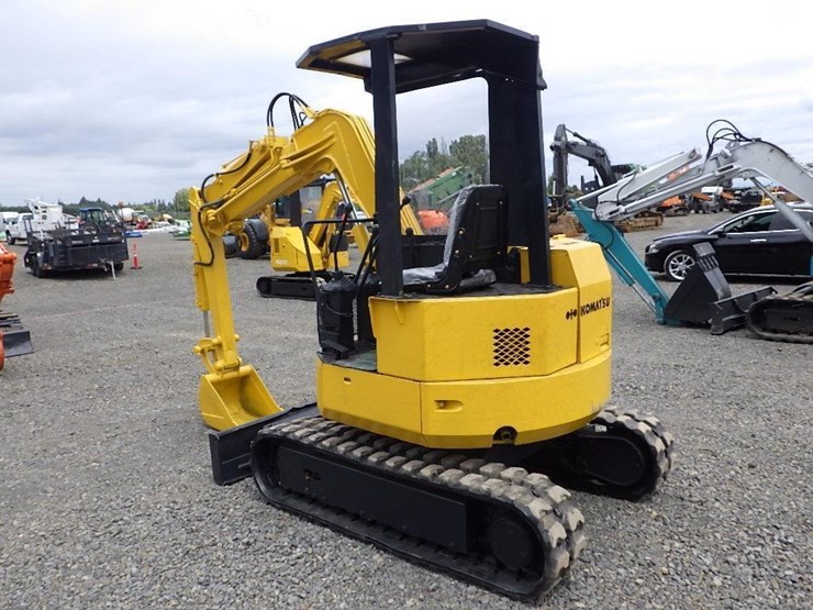 komatsu-pc28uu-image-6