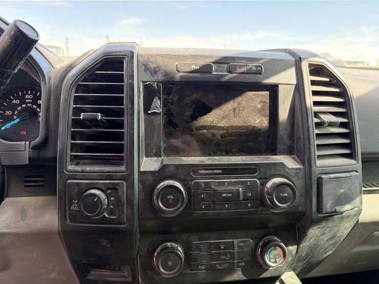 2019-ford-f150-image-9