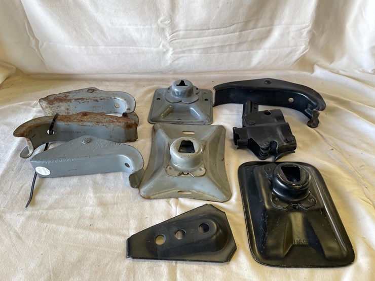 #5350-•-lot-of-chevrolet-oe-jack-parts-(las-cruces,-nm)-image-1