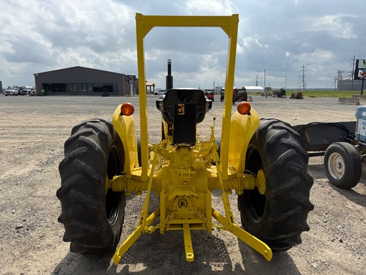 john-deere-301-image-5