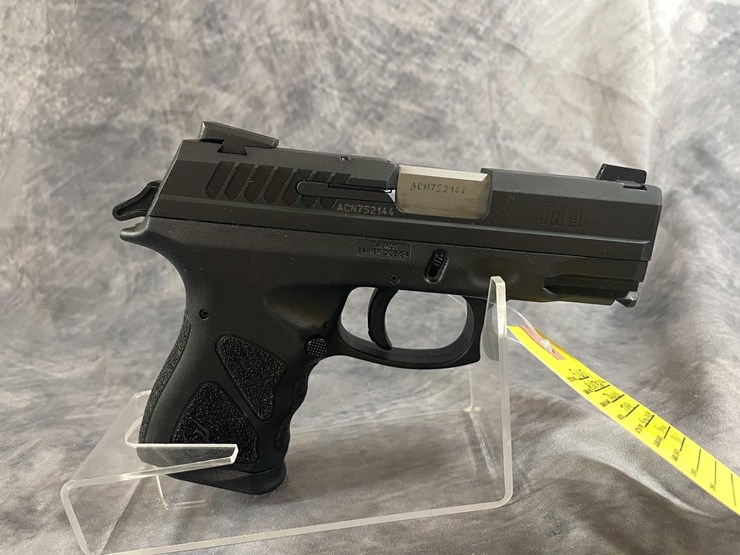 #10296-•-taurus-th9c-compact-9mm-luger-pistol,-sn:-acn752144-image-1