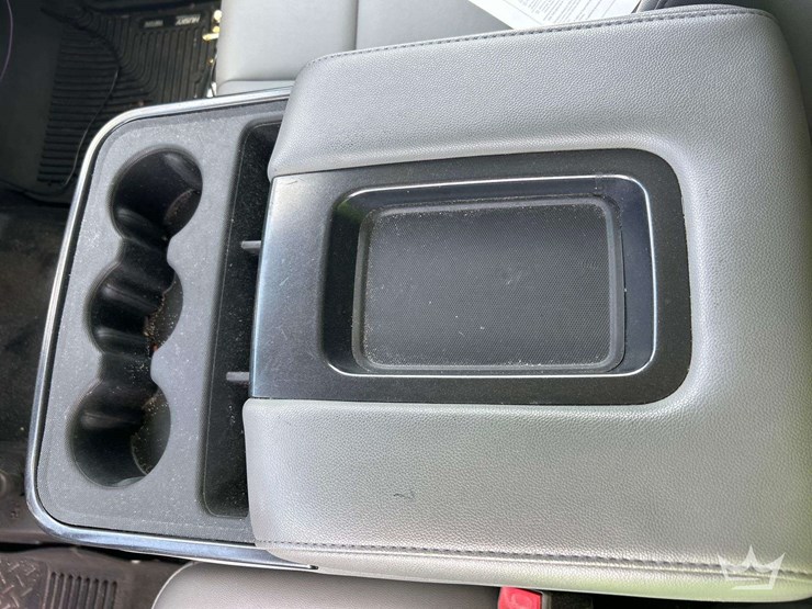 2019-chevrolet-silverado-1500-image-21