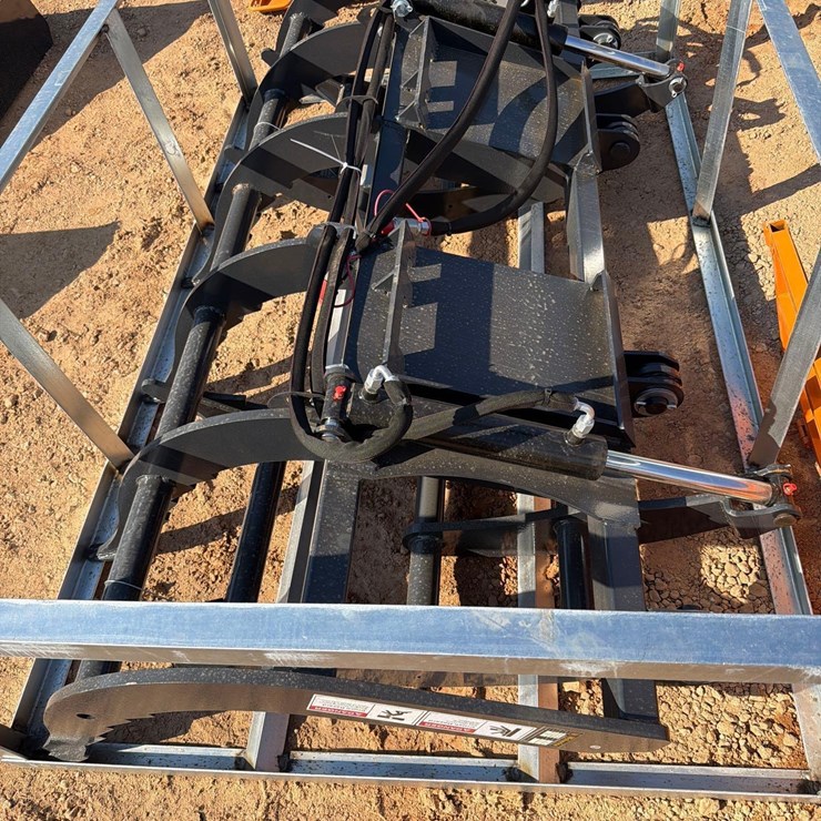 UNUSED WOLVERINE SBG-13-72W SKID STEER BRUSH GRAPPLE
