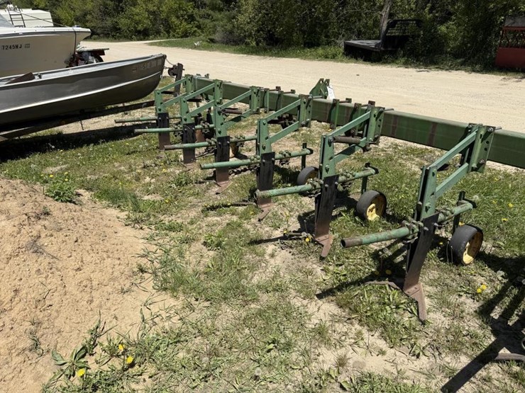 john-deere-885-image-4
