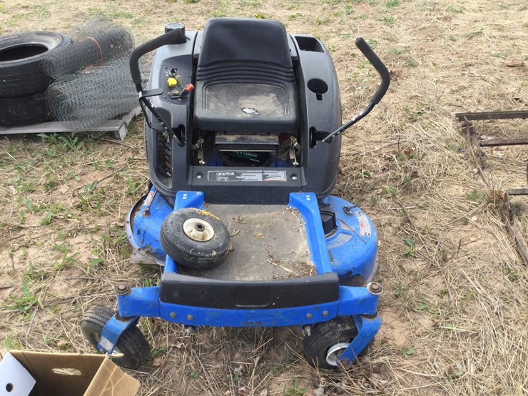 new-holland-36-image-1