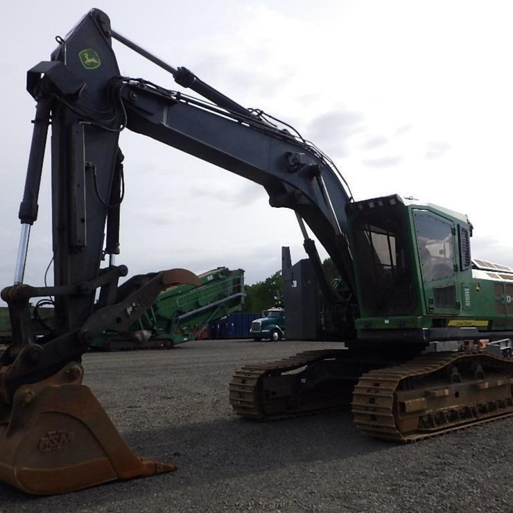 2017 DEERE 3754G