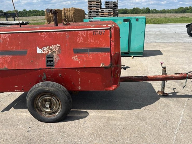 ingersoll-rand-100-cfm-image-3