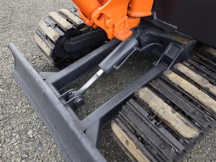 kubota-kh030-image-12