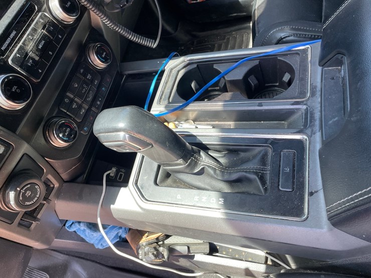 2019-ford-f150-image-40