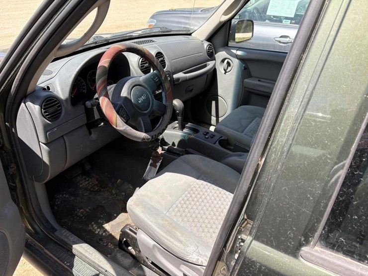 2006-jeep-liberty-image-7