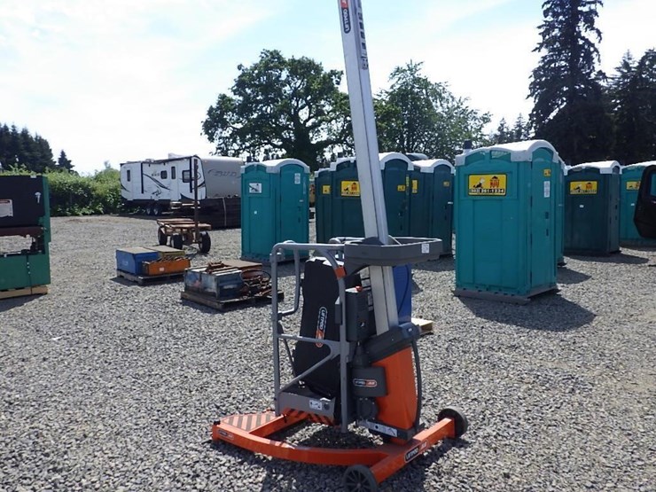 jlg-liftpod-image-4