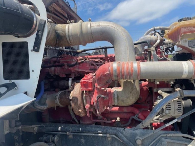 2019-kenworth-t800-image-10