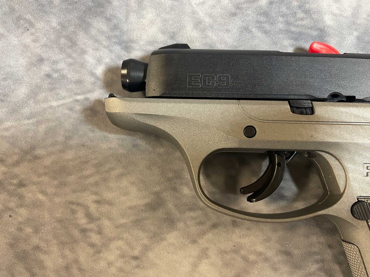 #10281-•-ruger-ec9s-9mm-luger-pistol,-sn:-461-74121-image-6