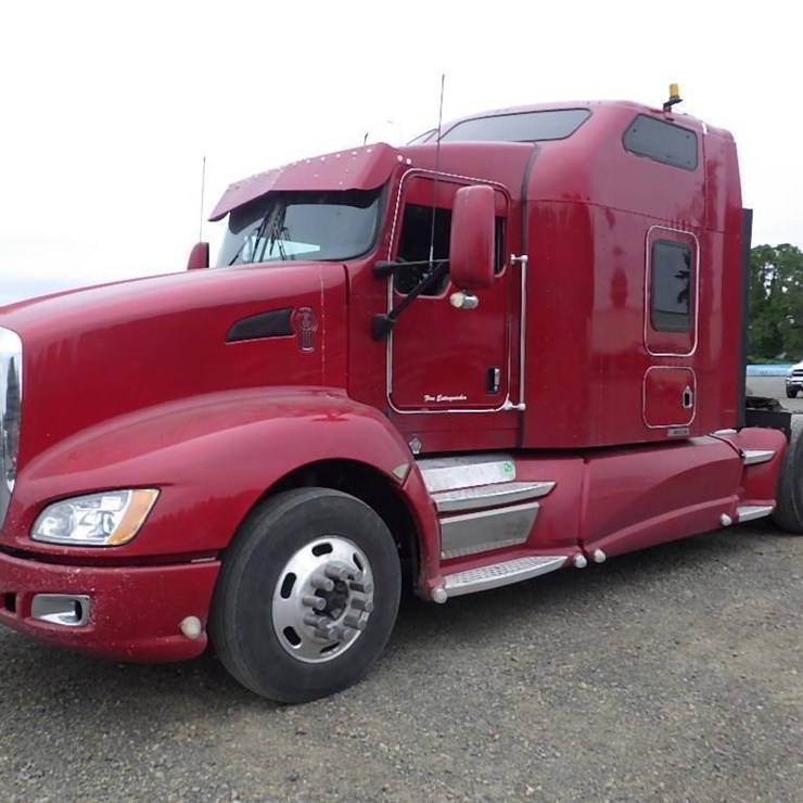 2008 KENWORTH T660