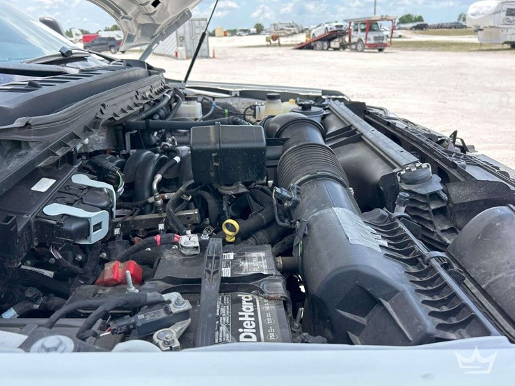 2023-ford-f250-image-8
