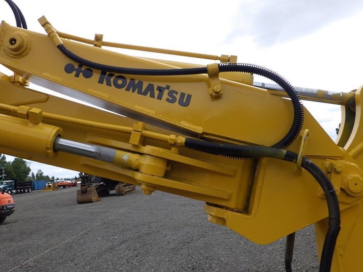 komatsu-pc28uu-image-24