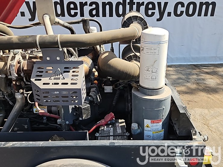 2022-atlas-copco-185-cfm-image-25