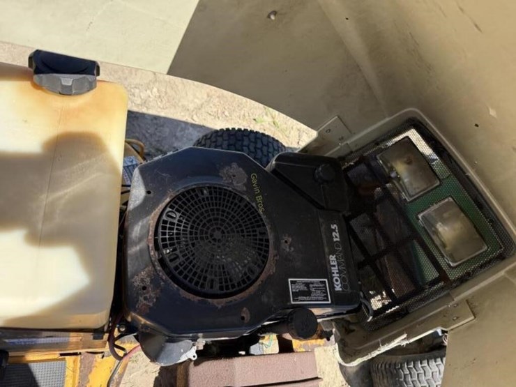 cub-cadet-1330-image-4