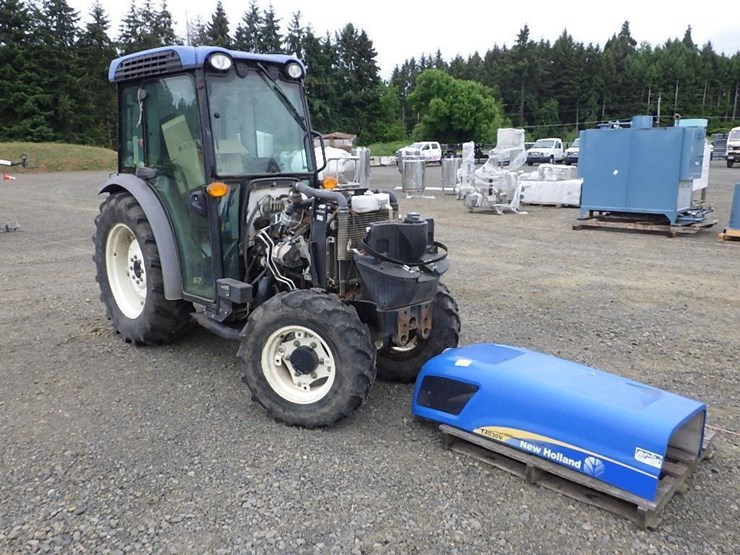 new-holland-t3040v-tractor-image-3