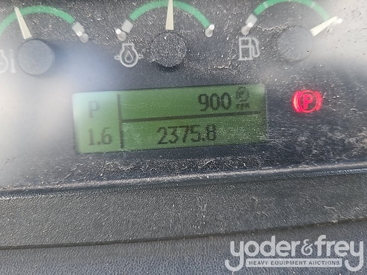 deere-450k-image-35
