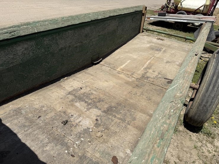 badger-wood-hauler-trailer-image-4