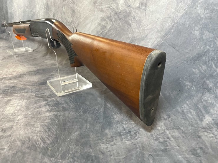 #10358-•-hatfield-gun-co-410-ga.-semi-auto-shotgun,-sn:-410a22-007262-image-10