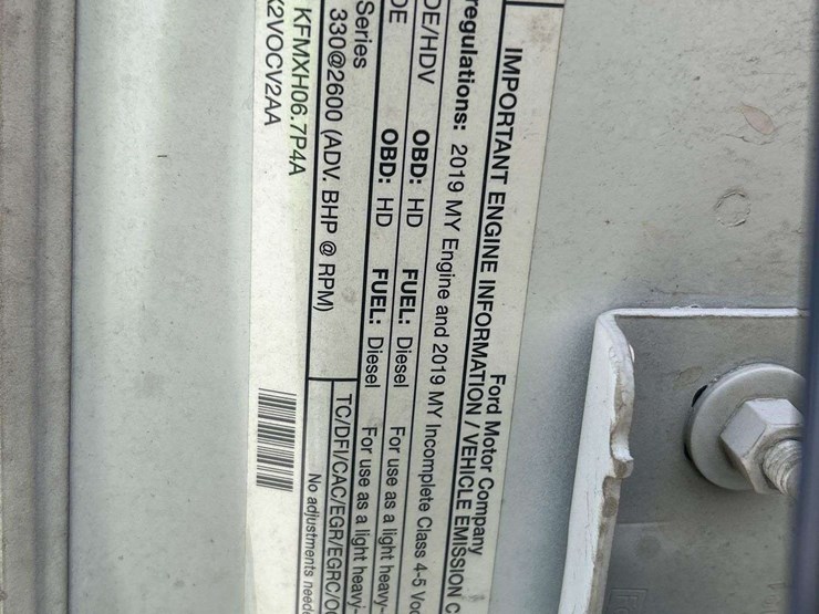2019-ford-f550-image-10