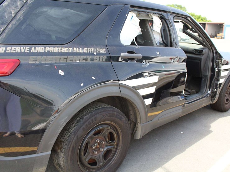 2021-ford-explorer-image-4