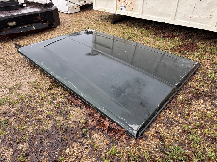 #35431-•-8ft-fiberglass-bed-cover-image-2