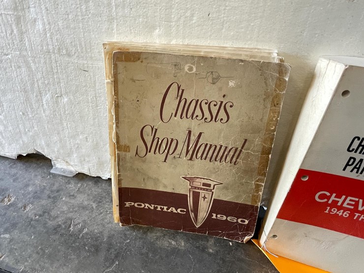 #5410-•-vintage-ford,-gm,-and-pontiac-manuals-(las-cruces,-nm)-image-4