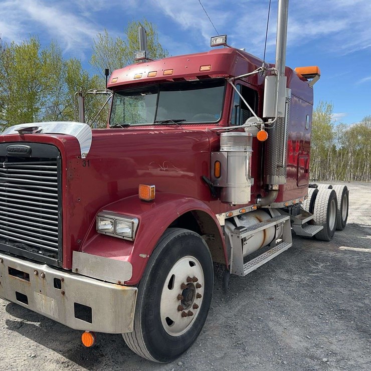 2000 FREIGHTLINER FLD120