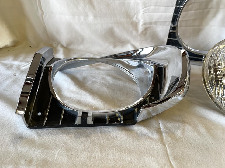 #5357-•-1967-chevrolet-nova-headlight-bezels,-lights-included-(las-cruces,-nm)-image-8