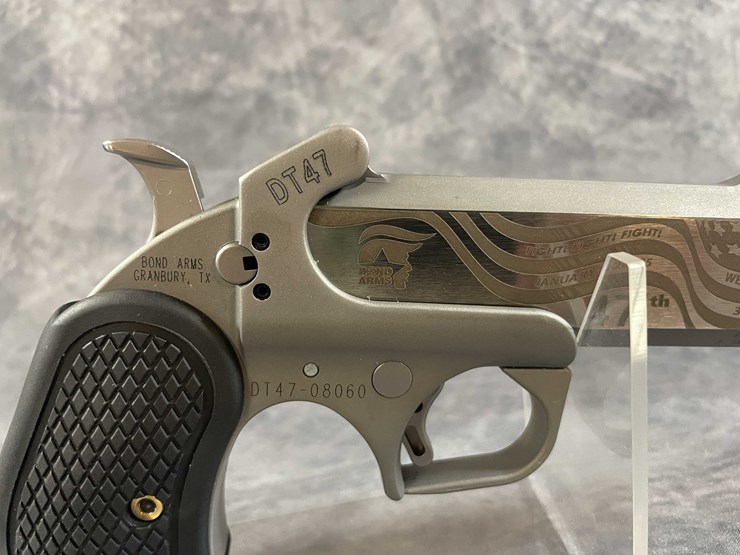 #10311-•-bond-arms-dt-47-45-colt-pistol,-sn:-dt47-08060-image-4