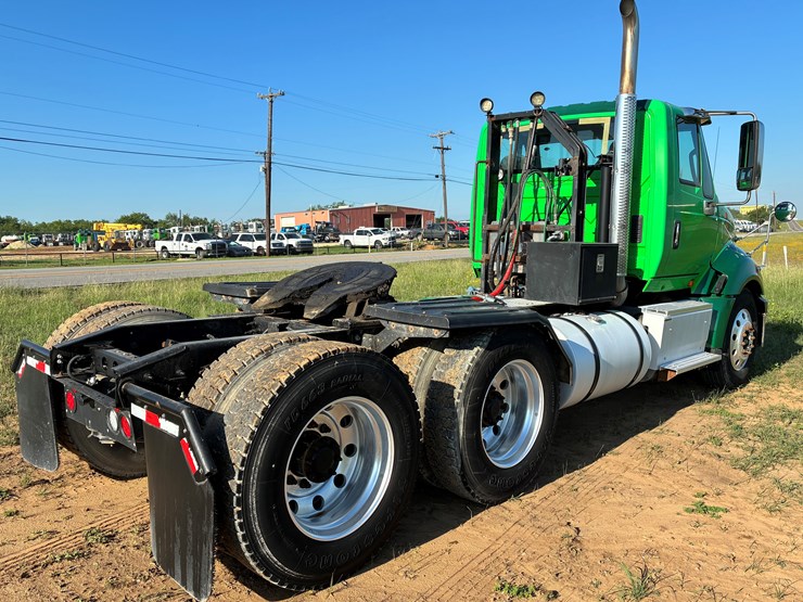 2015-international-prostar-image-4