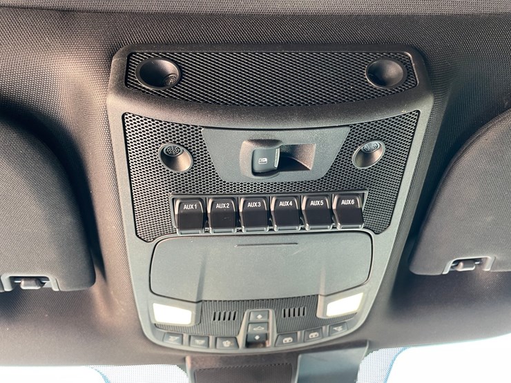 2019-ford-f150-image-42