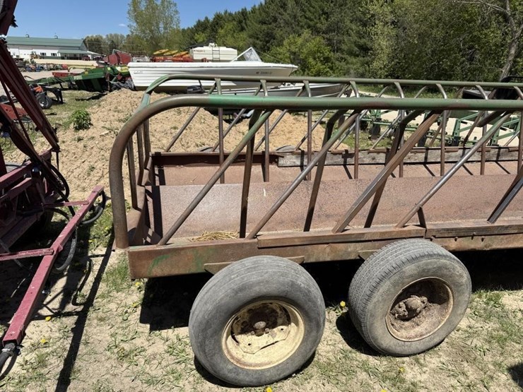 si-20'-tricycle-front-feeder-image-6