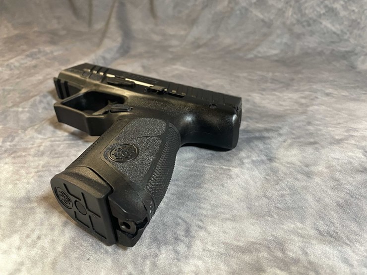 #10282-•-beretta-apx-a1-compact-9mm-luger-pistol,-sn:-a288892x-image-10