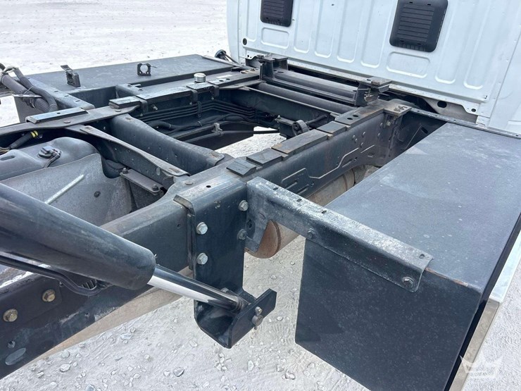 2022-ram-5500-chassis-20ft.-rollback-truck-image-18