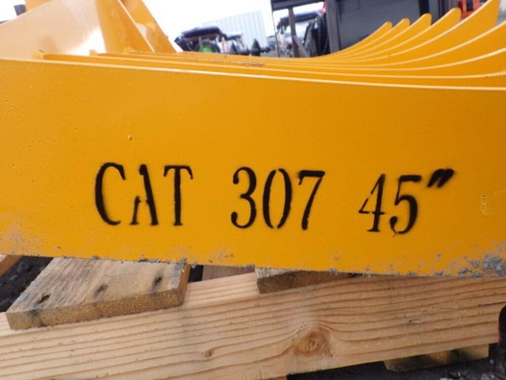 caterpillar-307-image-5