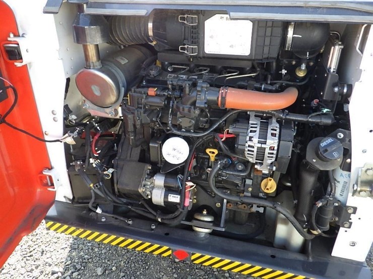 2022-bobcat-t550-image-14