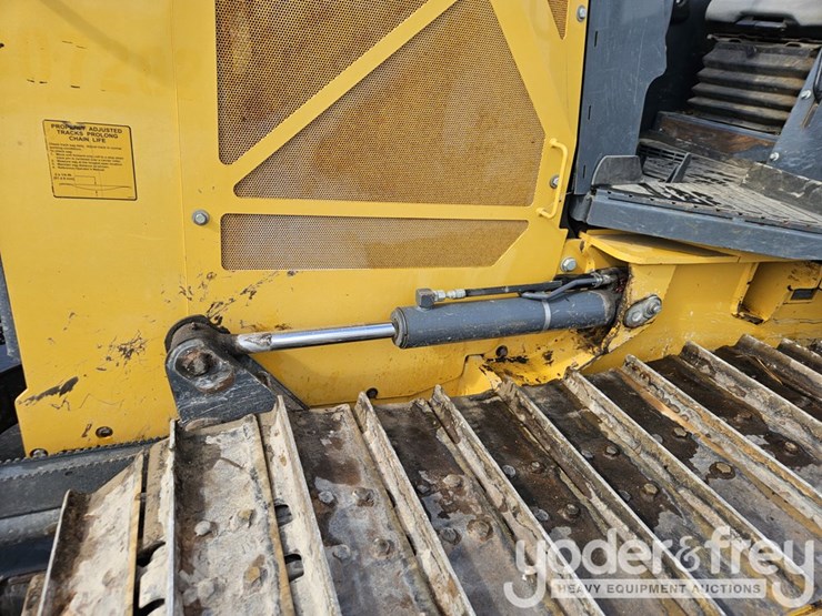 deere-450k-lgp-image-18