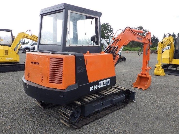 kubota-kh030-image-4