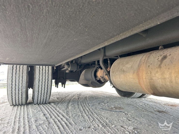 2019-chevrolet-silverado-5500hd-image-25