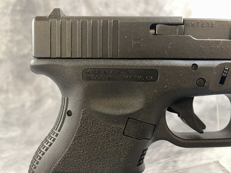 #10298-•-glock-model-27-40-s&w-pistol,-sn:-nwt212-image-12