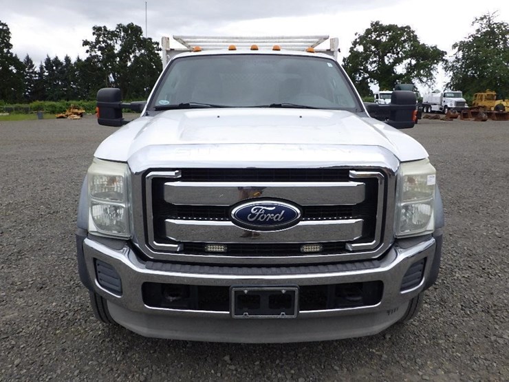 2011-ford-f550-image-2