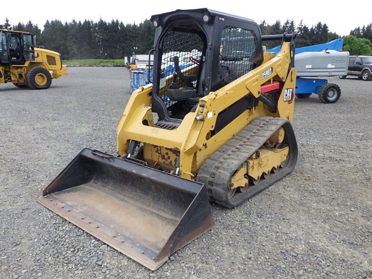 2021-caterpillar-259d3-image-1