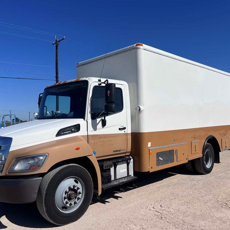 2013 HINO CONV. ICE CREAM TRUCK