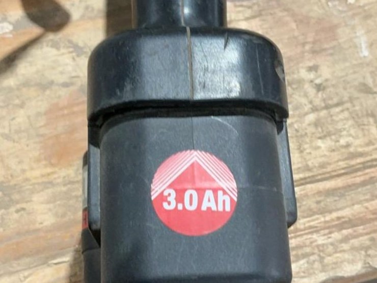 #100-•-fromm-battery-bander-image-13