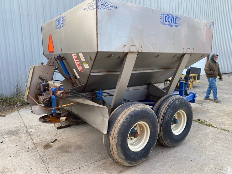 doyle-fertilizer-spreader-image-5