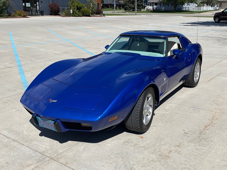 #134-•-1977-chevy-corvette-(has-wi-title)-(waupun,-wi)-image-1